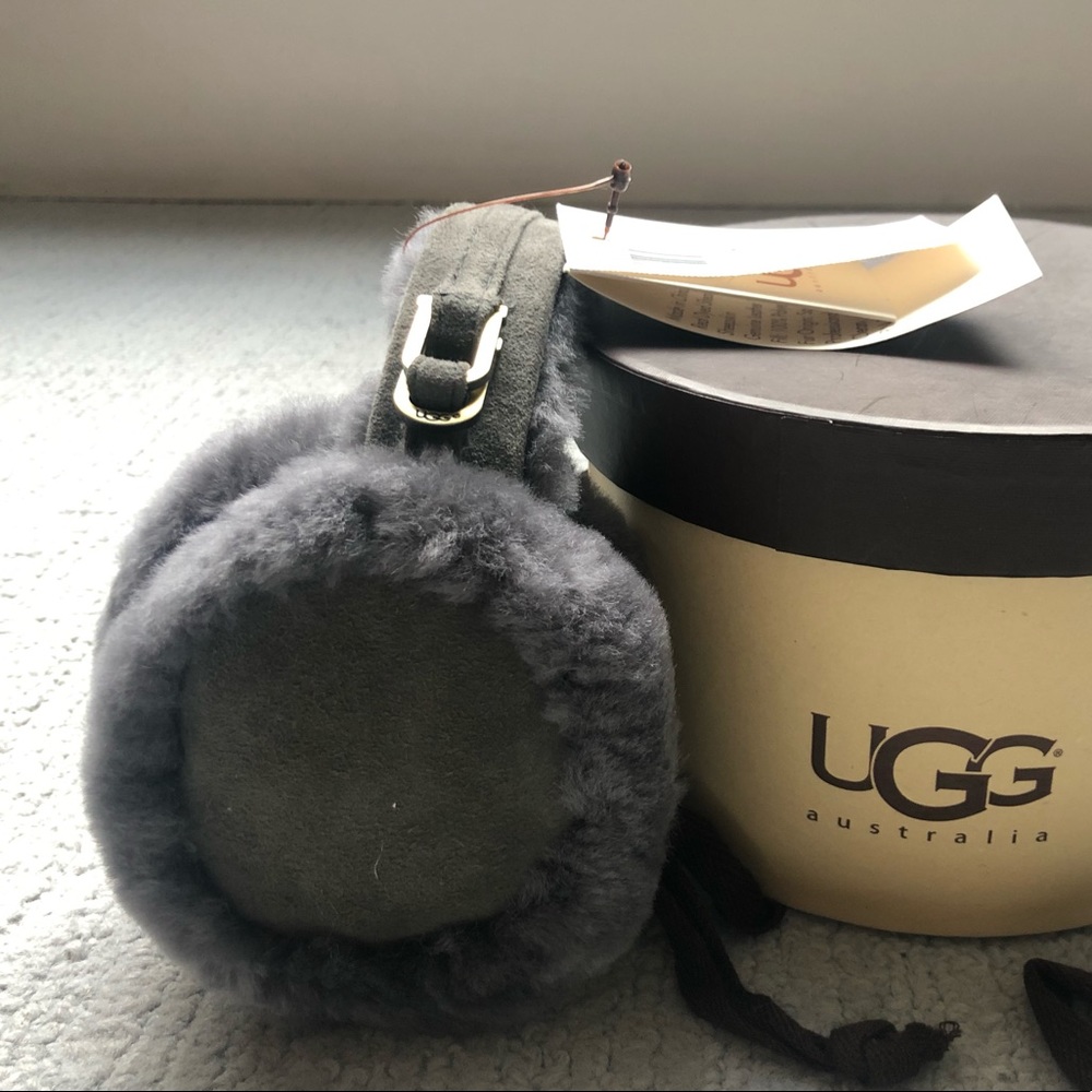 NWT UGG earmuffs